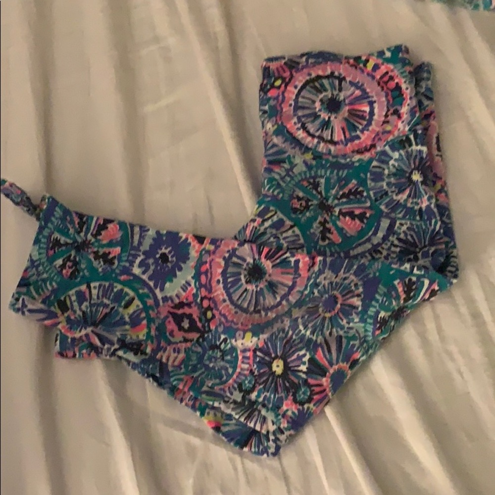 Little Lilly leggings size large